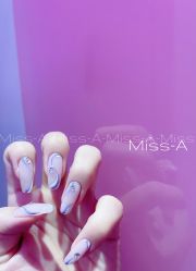 -Miss·A日式美甲美睫