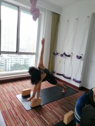 -Yvon yoga 瑜伽·精准体态管理中心