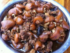 焗招牌梅花猪猪脚-食味鲜酒楼