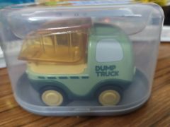 -名创优品(广州萝岗万达广场店)