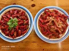 -虾胡闹餐厅(中央上郡小区店)