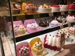 -巴黎贝甜(华堂新辰汇店)