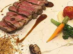 澳洲和牛西冷牛排（M6）-Golden Lily河内巴黎法越料理餐厅(建国西路店)