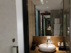 -天港漫非酒店(宁波火车站联丰路店)