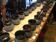 自助调料区-大理老字号·舟渔的鱼野生菌海景餐厅(双廊店)