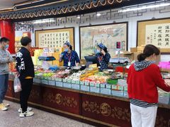 自助取餐区-采芝斋评弹茶馆(观前街店)