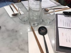 餐具摆设-Calia