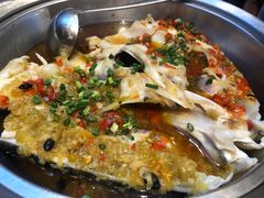 剁椒鱼头-老湘亲·品鉴湘菜(蔡塘爱琴海店)