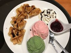 -西西弗书店&矢量咖啡(壹方购物中心店)