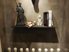 -HIGH FIVE哈福手工汉堡(桂林路店)