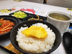 -老娘舅餐厅(黄龙体育中心店)