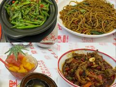 -堂瓦里·33年传统赣菜(第一街区店)