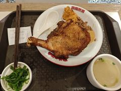 -大食代美食广场(上海中心店)
