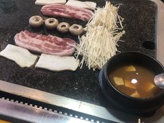 -小黑猪石板烤肉(皇冠花园店)
