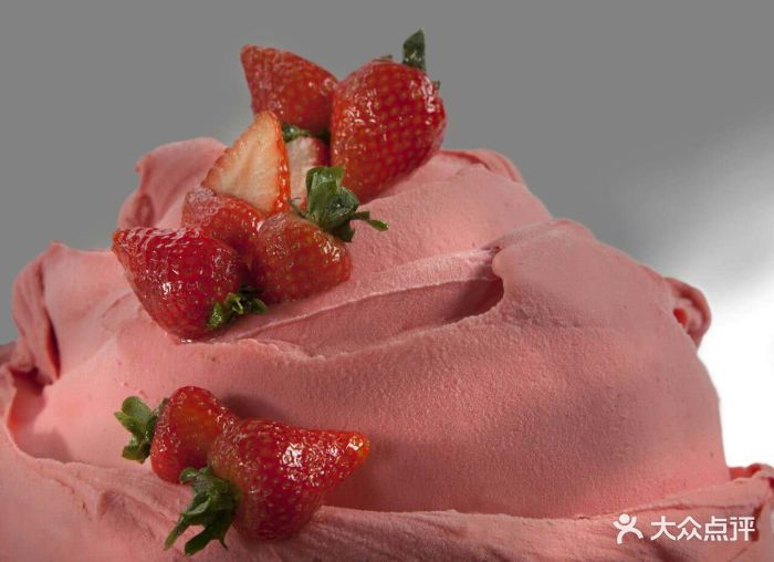 意淋啡道(金港国际店)草莓雪芭图片 - 第1张