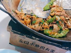 -费大厨辣椒炒肉(黄兴中心广场店)