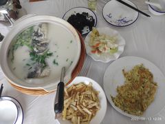 -天乐农家鱼头王(天目湖店)