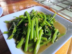 炒空心菜-Ruam Saep Yok Khok Som Tam