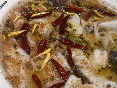 -渔语鱼酸菜鱼新川菜(来福士店)