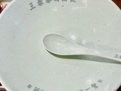 餐具摆设-王春春鸡汤饭(上海中海环宇城店)