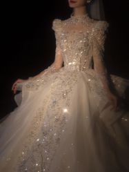 -LAFINE 兰斐婚纱礼服馆