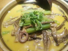 鹿茸菌煨猪肚-吃饭皇帝大(合生汇店)