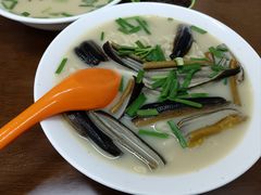 -三百碗宝应长鱼面(板仓街店)