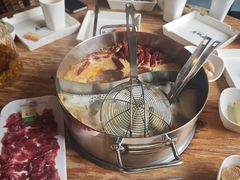 -牛德亨臻牛潮汕火锅(万邦时代店)