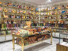 -VENCHI 闻绮(北京国贸商城店)