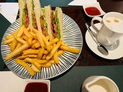 -中航泊悦酒店·云庭咖啡厅(虹桥机场T2店)