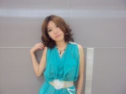 中发女孩-美秀造型