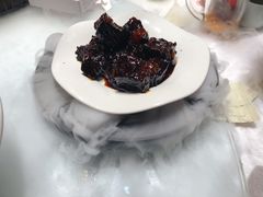 红酒雪花牛肉-小城故事·地道宁波味(月湖盛园店)