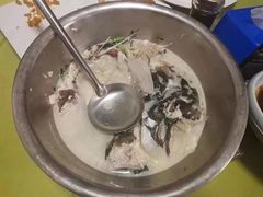 -雪湖煜辰鱼头老店(雪野湖店)