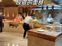 -厦门希尔顿逸林酒店·圆聚自助餐厅(五缘湾店)