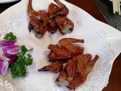 妙龄乳鸽-香山家宴