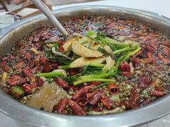 -乡土特色.冷锅鱼.牦牛肉汤锅