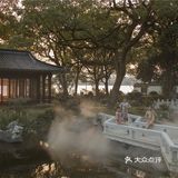 反倒成年后不大去，觉得老旧了