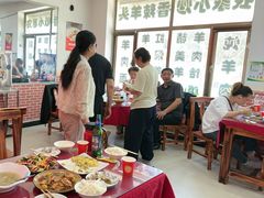 -陕北农家小吃风干羊肉剁荞面