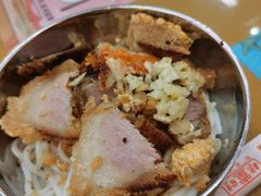-红鼻子桂林米粉(金唐新光界店)