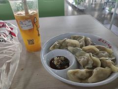 -浙江越秀外国语学院