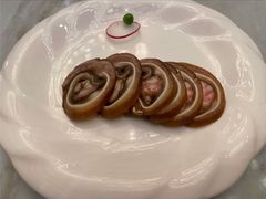 -浅深(世茂滨江精品店)