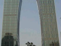 -陆家嘴空中步行连廊