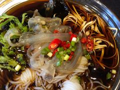 -吴记酱骨炖菜馆(康安路店)