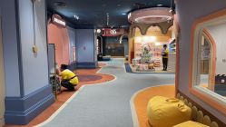 -奈尔宝家庭中心·亲子早教·派对餐厅(北京东坝万达店)