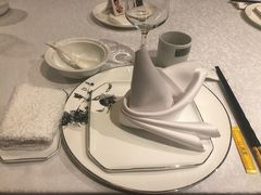 餐具摆设-涵苑私宴定制(外滩店)