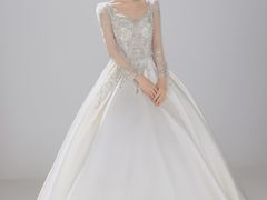 -鲁邦国际风情街(麦世达韩国精品百货店)