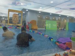 -龙格亲子游泳·水育早教运动中心(龙湾天街店)