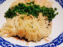 葱油三虾拌面-老头儿油爆虾·知味杭州(爱琴海购物中心)
