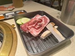 -蚂蚁洞·烤肉大营地(上海静安大悦城店)