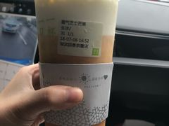 -奈雪的茶(湖滨银泰in77C区PRO店)